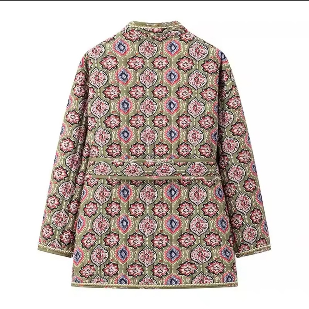 Floral Patterned Jacket - Picture 6 of 6